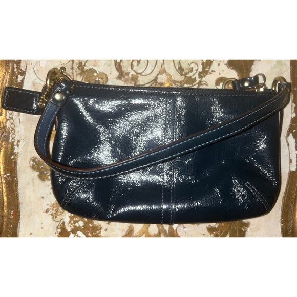 VINTAGE Coach Legacy Black Leather Turnlock Classic Wristlet Clutch - Picture 3 of 4